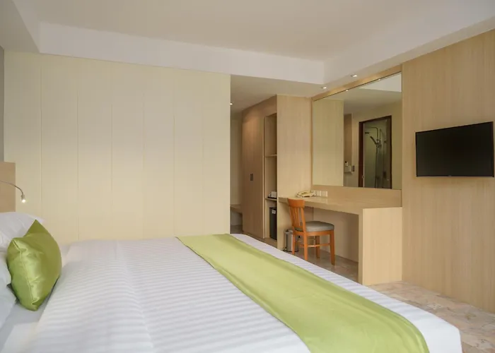 Icheck Thapra Hotel 4*