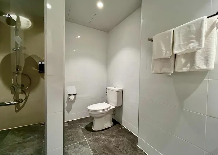 Icheck Thapra Hotel