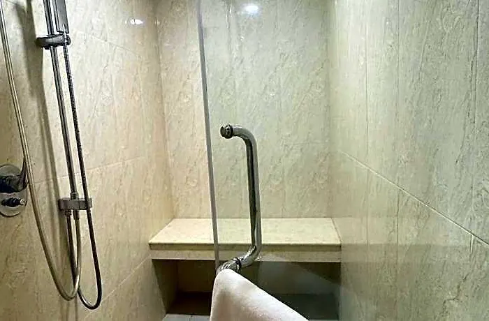 Icheck Thapra Hotel 4*